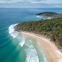 6616ab8ed8c3c268632d0a1d_tea-tree-bay-in-noosa-australia-portrait-_1755664718130.jpg