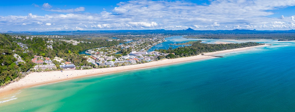 Noosa main beach - 1