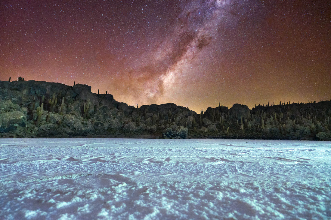 6616ab8ed8c3c268632d0a1d_cactus-island-under-milkyway-in-uyuni_1751526815797.jpg