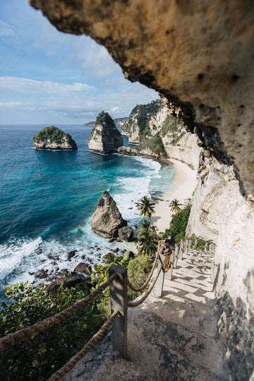 6616ab8ed8c3c268632d0a1d_diamond-beach-nusa-penida-2_1755502672307.jpg