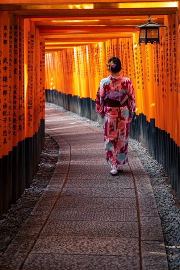6616ab8ed8c3c268632d0a1d_fushimi-inari-shrine-in-kyoto-japan-2_1755557162077.jpg
