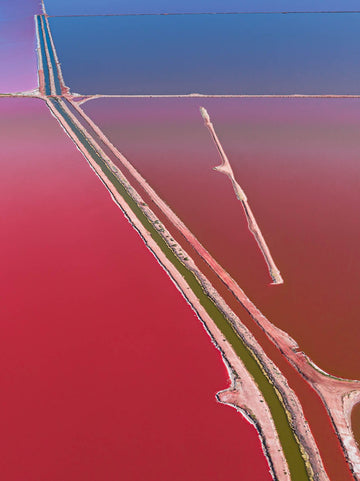 6616ab8ed8c3c268632d0a1d_pink-lake-4-1-of-1-_1749863624254.jpg