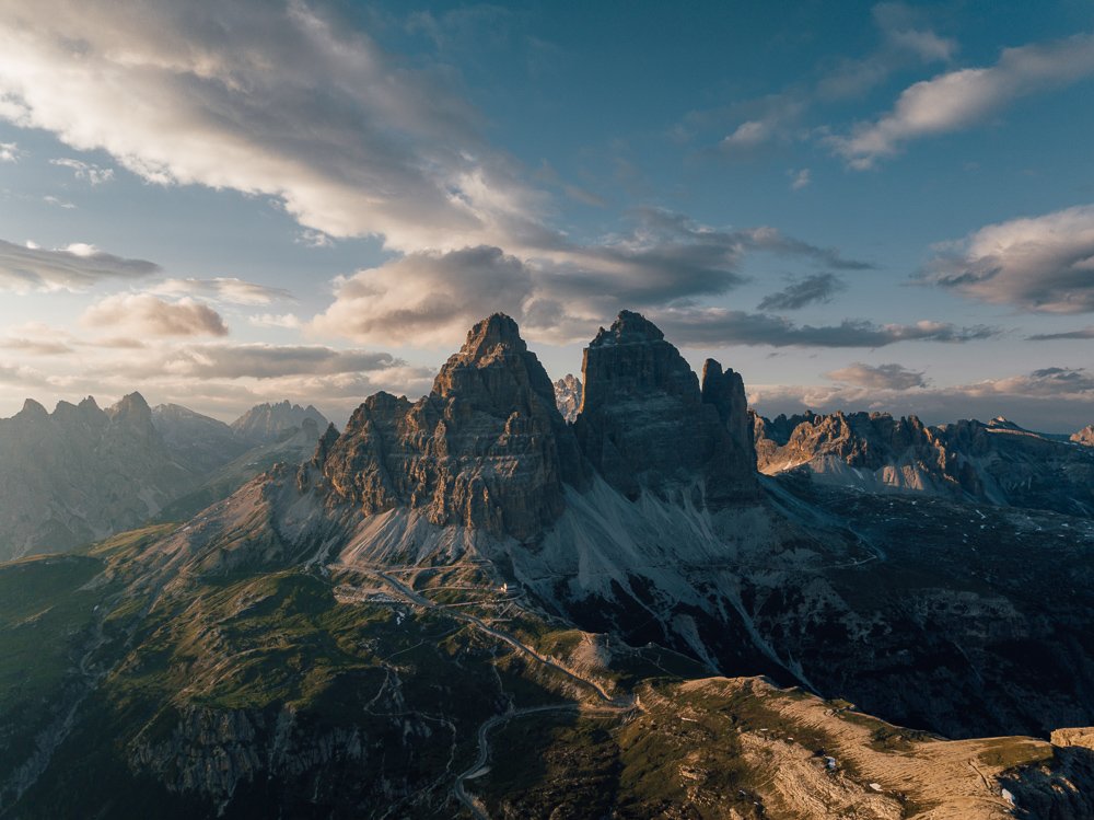 6616ab8ed8c3c268632d0a1d_tre-cime-di-lavaredo-in-dolomites-italy_1755666788305.jpg