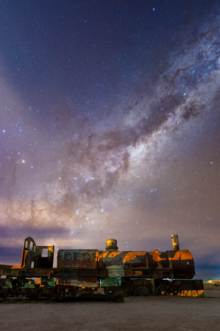 6616ab8ed8c3c268632d0a1d_uyuni-train-cemetery-under-the-milkyway-1_1751528751697.jpg
