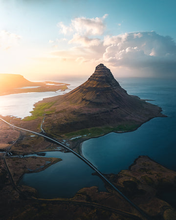 Kirkjufell mountain in Iceland