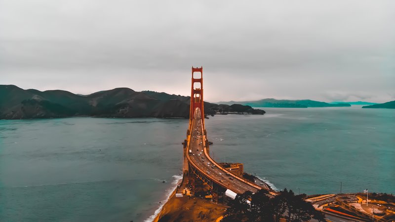 Golden Gate Colours