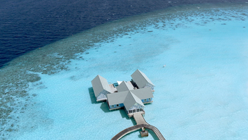 Overwater Spa, Huruvalhi Maldives